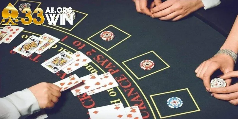 Tìm hiểu sơ lược về xì dách online tại sân chơi trực tuyến